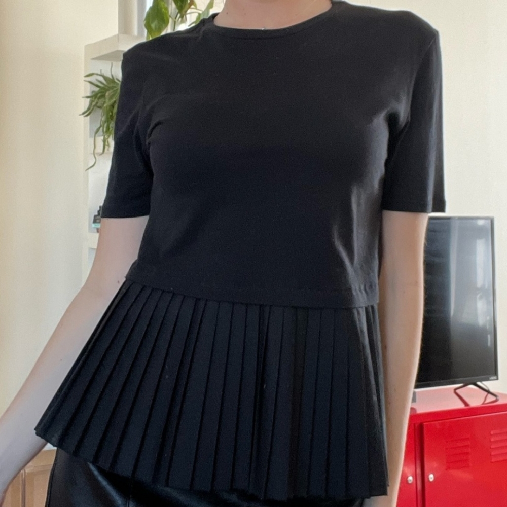 ZARA | Black Peplum Pleated Cotton Tee Shirt School-Girl Top Women's Size Small